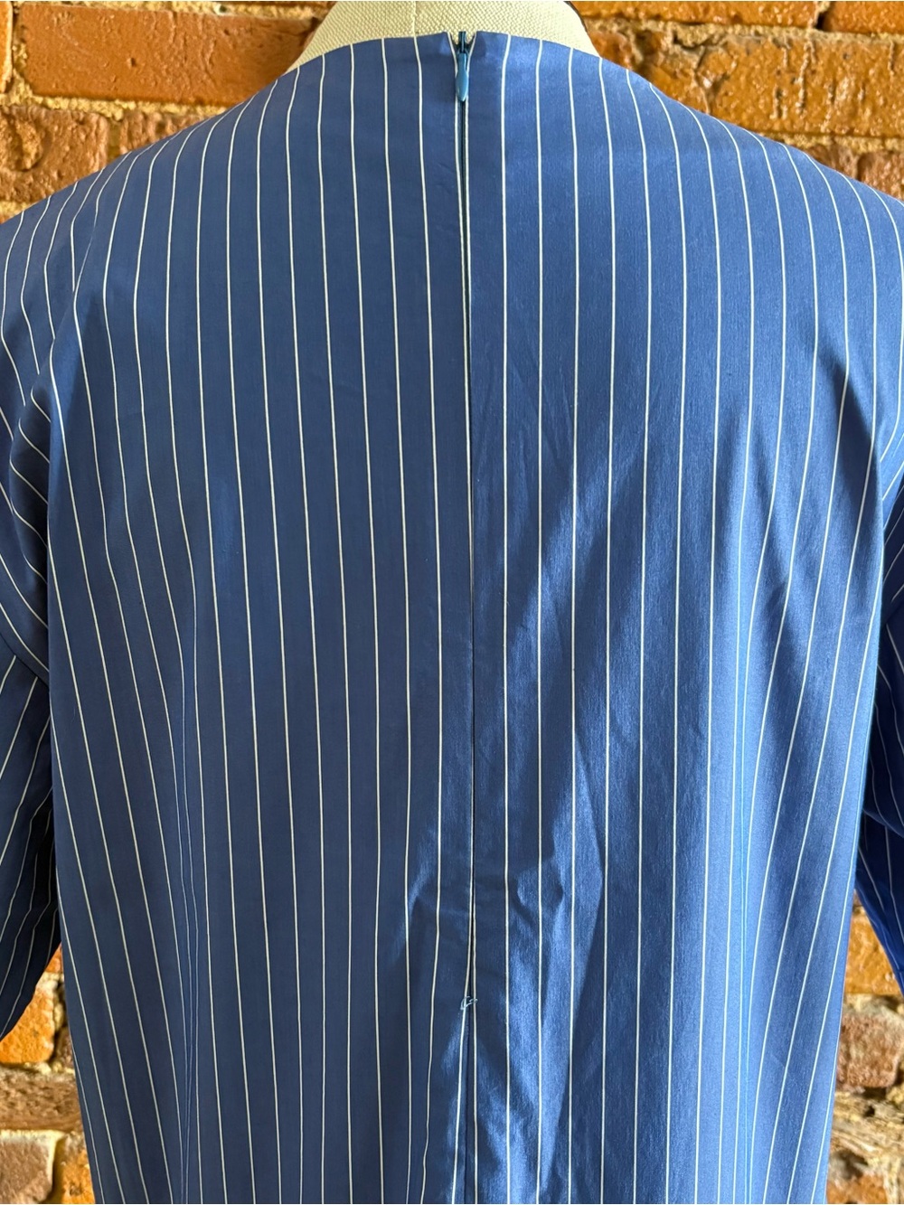 Mr. Larkin Mona dress in Admiral Blue size M, never worn, beautifully tailored - Picture 8 of 16